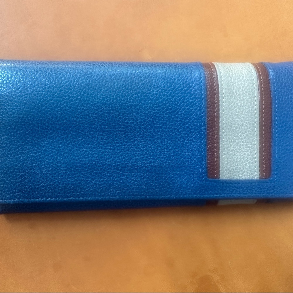 Luxe Longchamp wallet